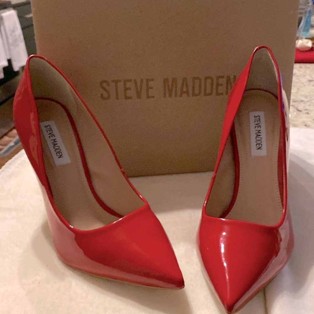 Steve Madden Red Patent Pump